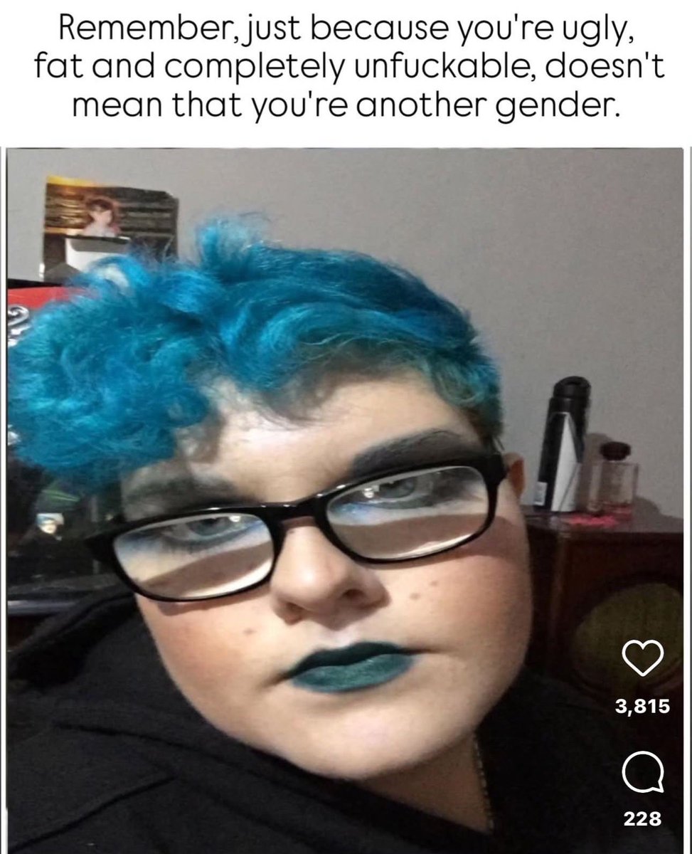 Ihatemarkkelly! tweet media