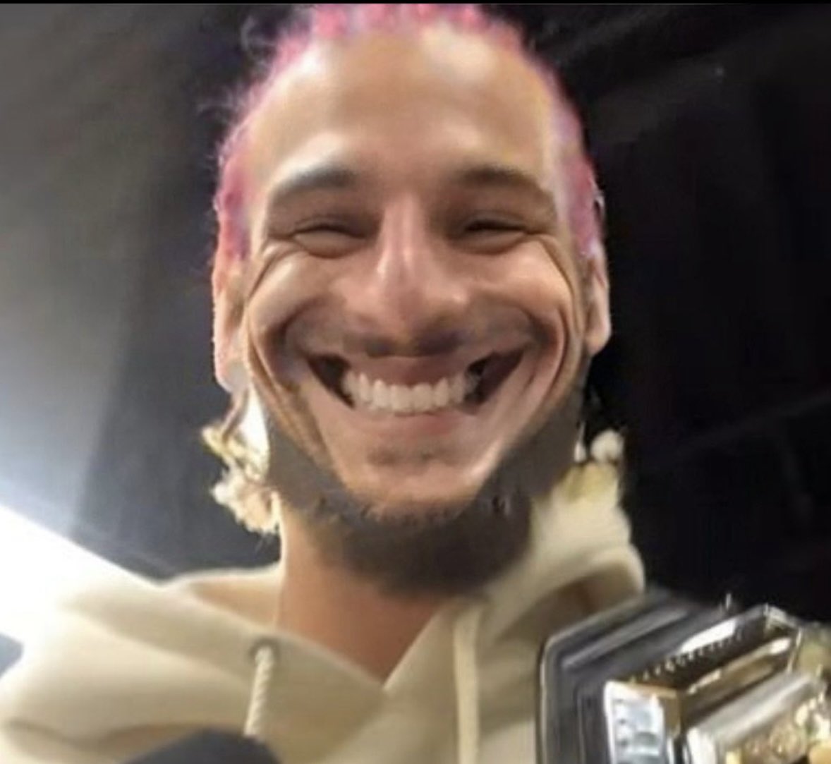 WOOOOOUAH 🔥
mais tu ne sera jamais O´Malley  #RMCMMA