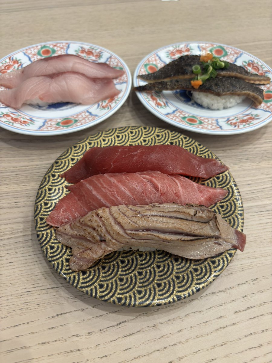 レピシエ＠ペンギン㌠ tweet media