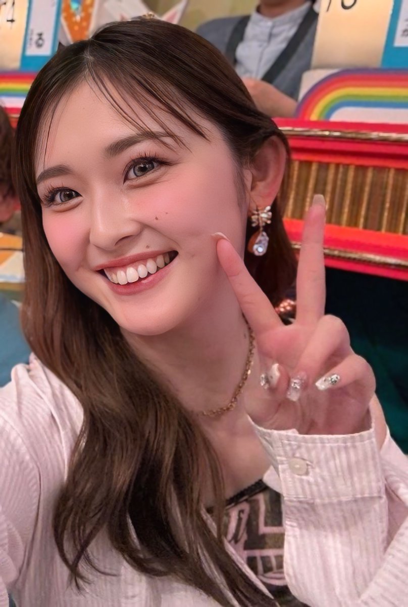 まみ@美女百科 tweet media