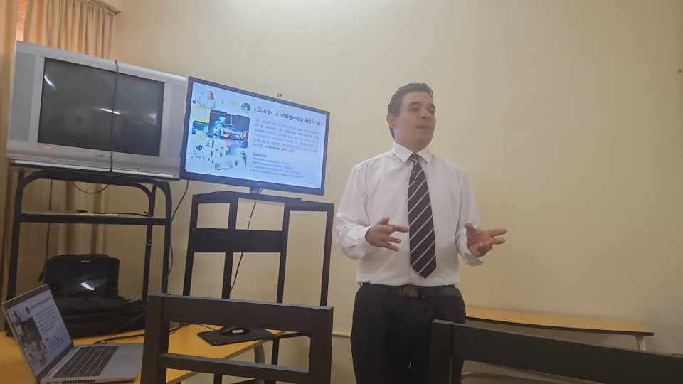 ceputult's tweet photo. Se realiza el curso de posgrado sobre la Inteligencia Artificial en los procesos formativos. Participan docentes de la Dirección General de Educación Provincial de Las Tunas y de la Universidad de Las Tunas. https://t.co/7l3xz9ycRK