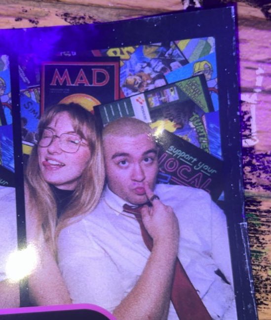 Austin^._.^ tweet media