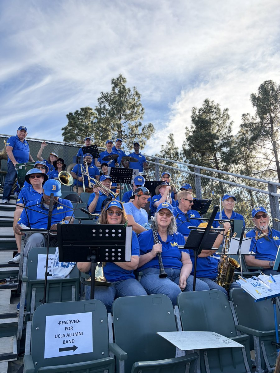 UCLA Alumni Band tweet media