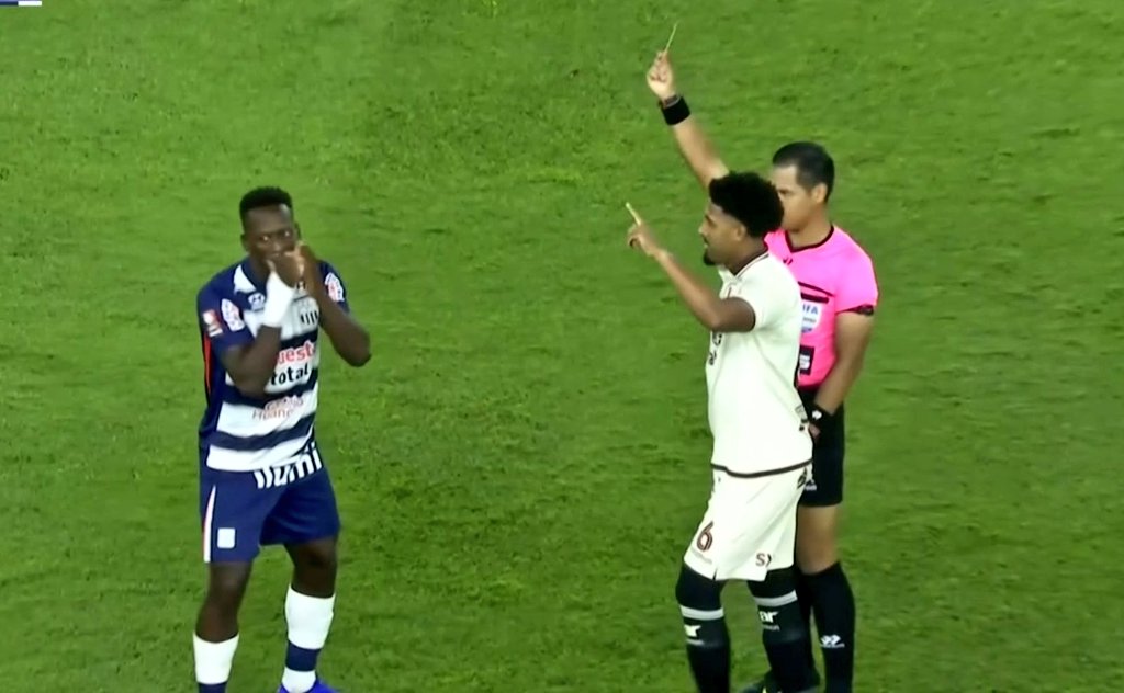 A PRESIÓN 🎙️ tweet media