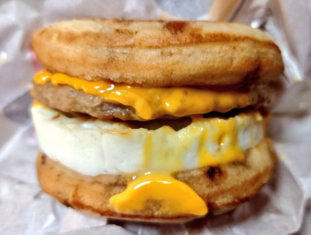 青春さん tweet media