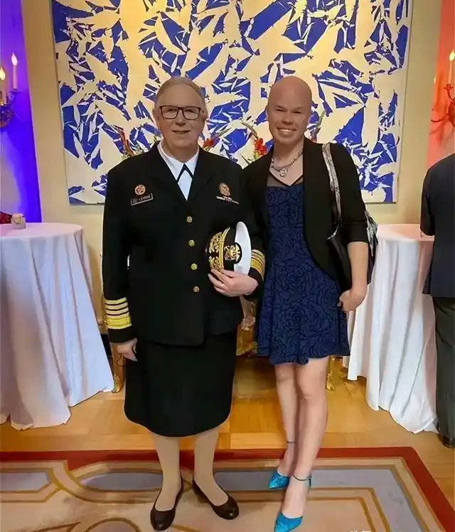 迷人的小红 tweet media