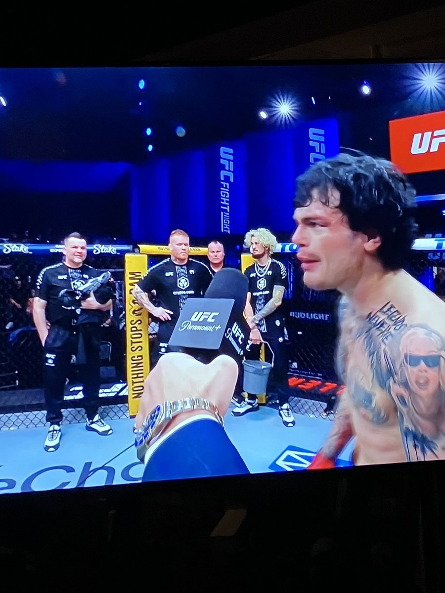 CutMans Corner tweet media