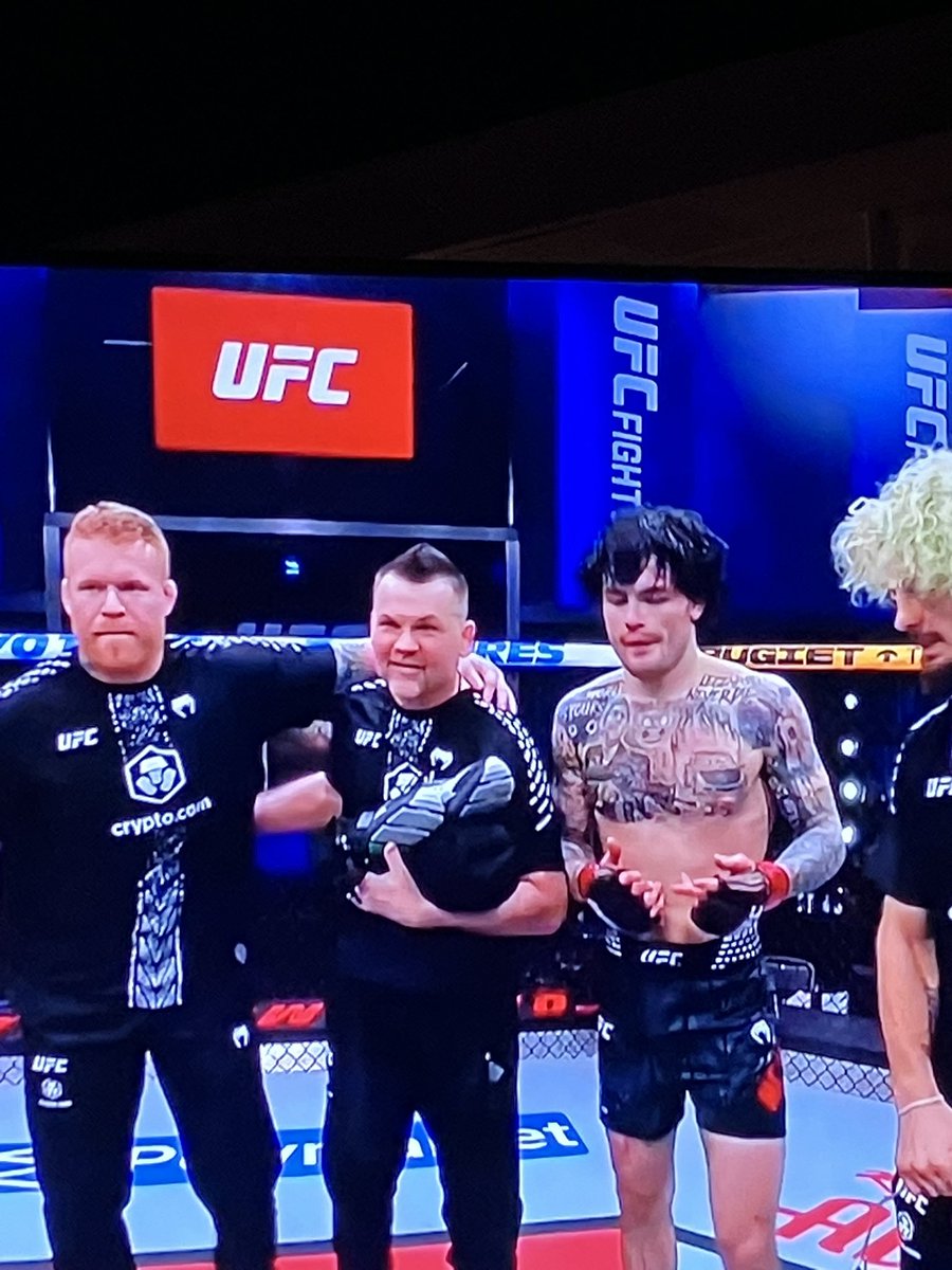 CutMans Corner tweet media