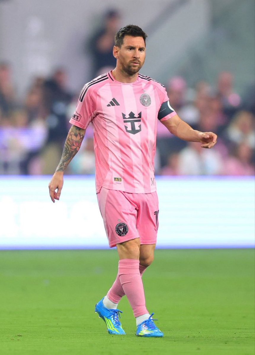 DesmundOris tweet media