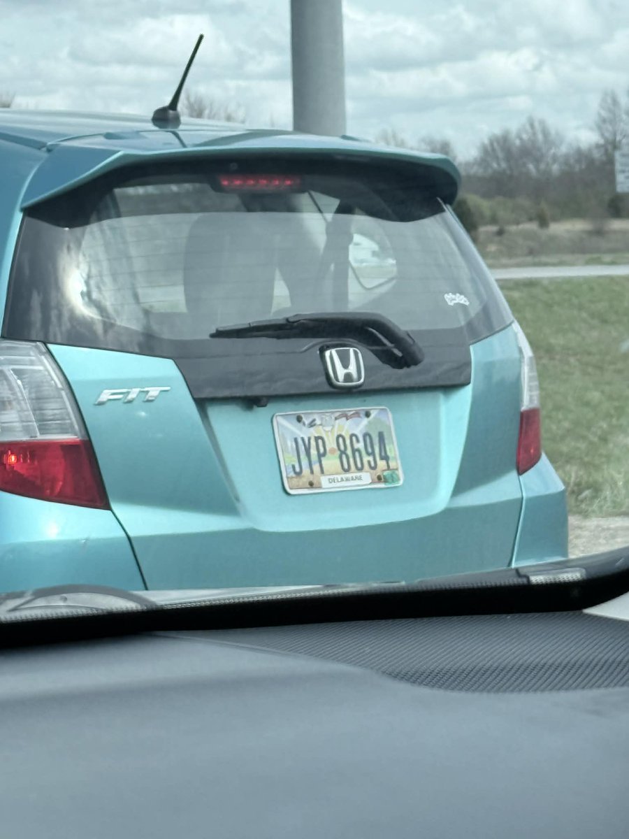 notinurlocation's tweet photo. On 4/4/26, at London, OH, this woman driver was tailgating me for like 30 minutes. Was also driving reckless and almost racked my car while passing me. #ohio #baddriver #tailgating https://t.co/WHYnBUwsAT