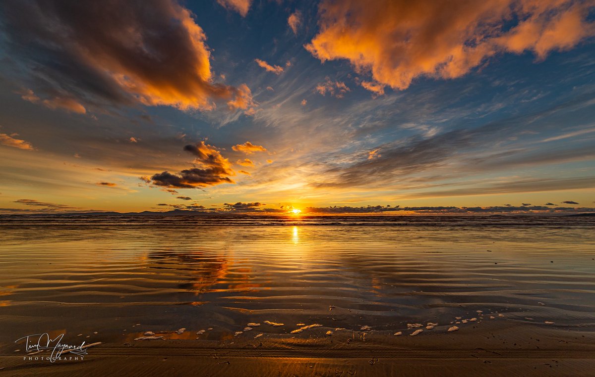 JediTimbob's tweet photo. Share your beach photographs https://t.co/nwWzDBuYgP