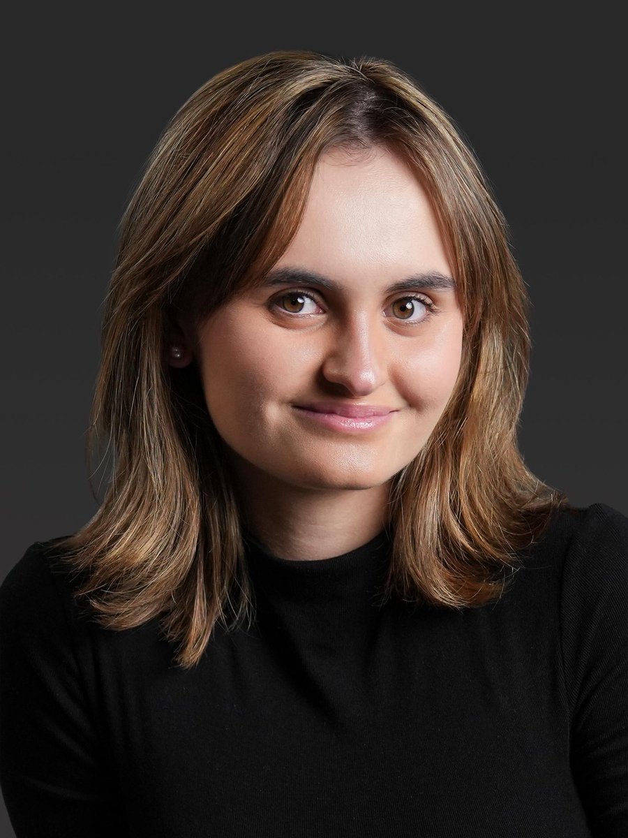 crewcasting_mx's tweet photo. Un buen headshot es la diferencia entre que te llamen… o no.

En casting, tu foto es lo primero que ven.
Y en segundos deciden si encajas o no.

Se trata de comunicar quién eres.

#headshotscdmx #actoresmexico #castingmexico
#headshotsactor #crewcastingméxico https://t.co/ZYPp4J8l1P
