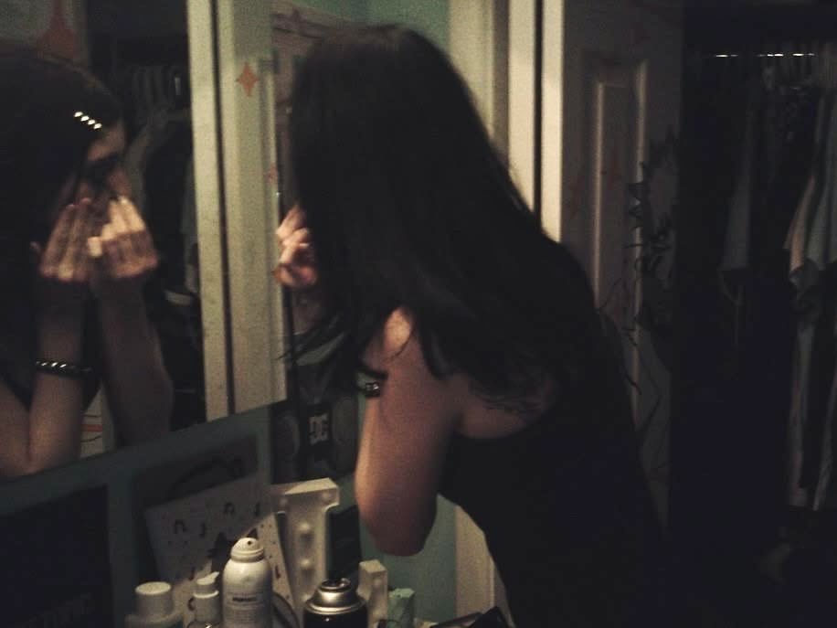 ♱⃓ L tweet media