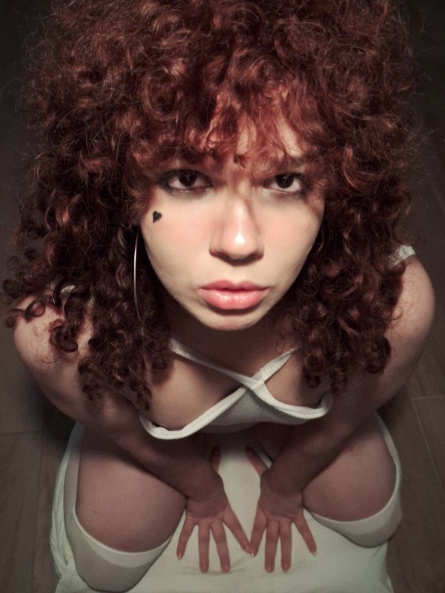 lis wet 🏳️‍⚧️ tweet media