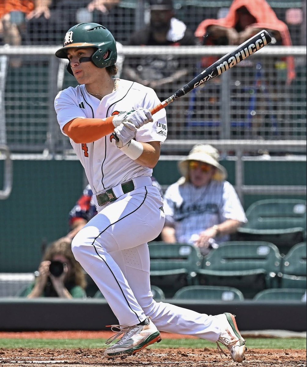 HurricanesMuse tweet media