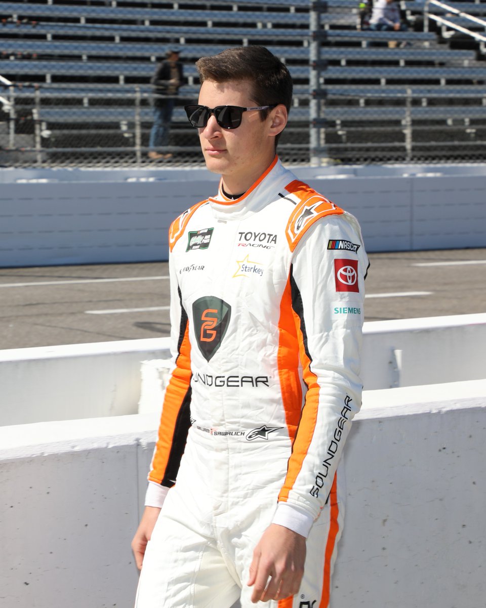 finishlinereprt's tweet image. William Sawalich wins his first O'Reilly Auto Parts Series race at Rockingham Speedway. #williamsawalich #JGR #joegibbsracing #ToyotaGazooRacing #oreillyautopartsseries #NASCAR #nascaroreillyautoparts