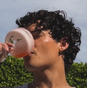 ils ⋆˚࿔ tweet media