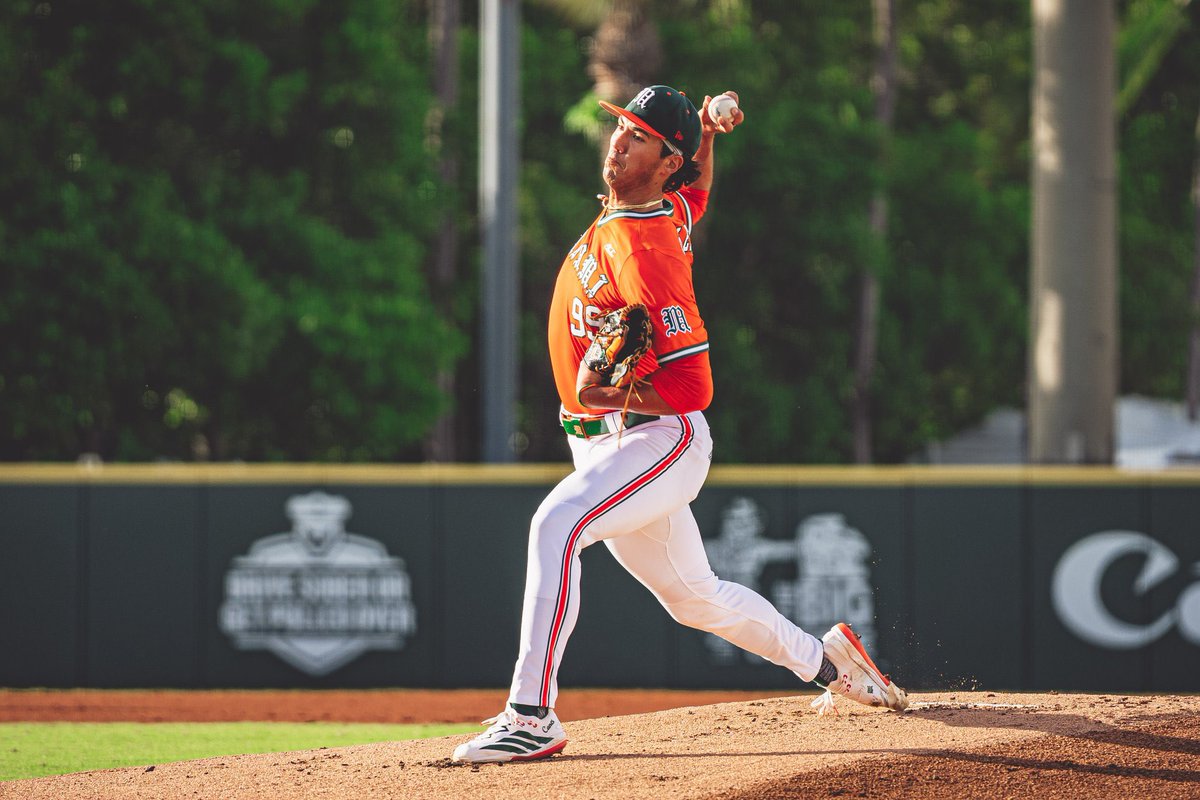 HurricanesMuse tweet media