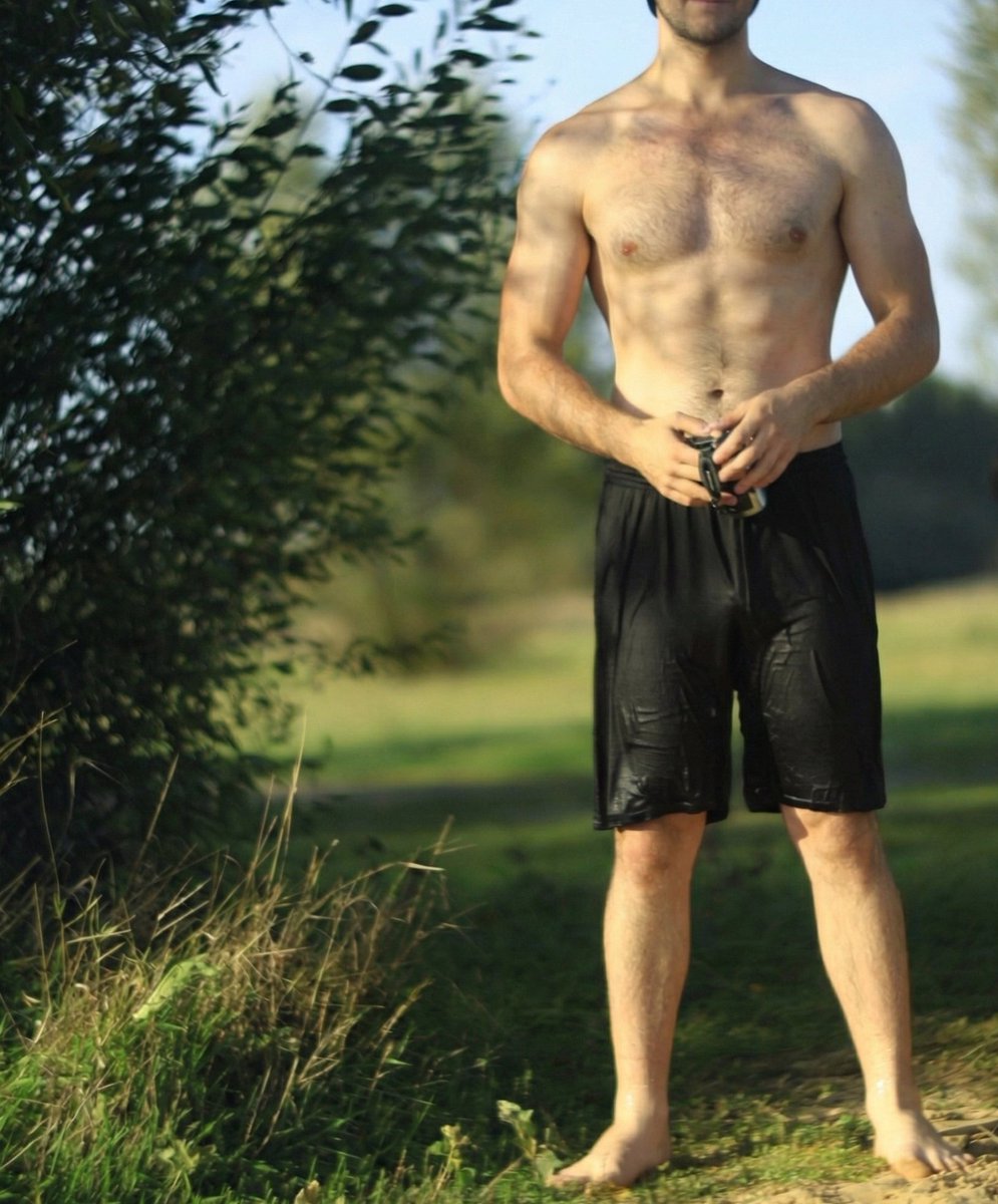 🔞 Potential Licker tweet media