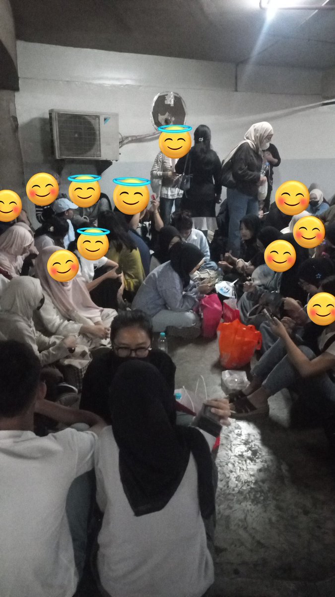 ✮⋆˙ tweet media