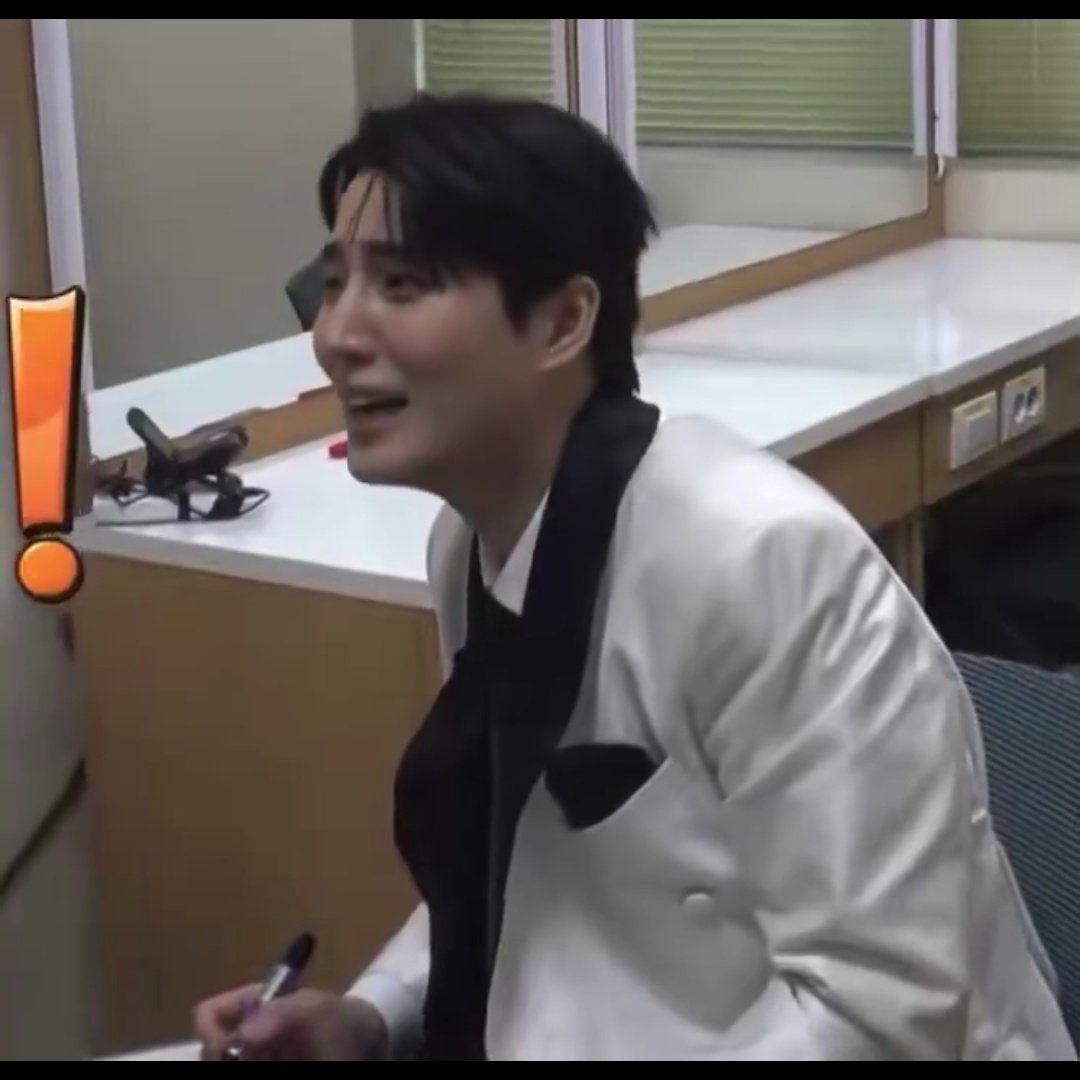 아 첨부터 눈썹 쳐져있는데 강냉이 날아오자마자
몸 팍 움츠리고 나서 입만 달싹거리고 빨리 말도 안나오는 거 잡혀서 너머 신기햨ㅋㅋㅋㅋㅋㅋㅋㅋ
어떻게 나에게 이런 짓을 할 수 있냐는 듯잌 세상에서 가장 서럽고 억울한 얼굴ㅋㅋㅋㅋㅋㅋ