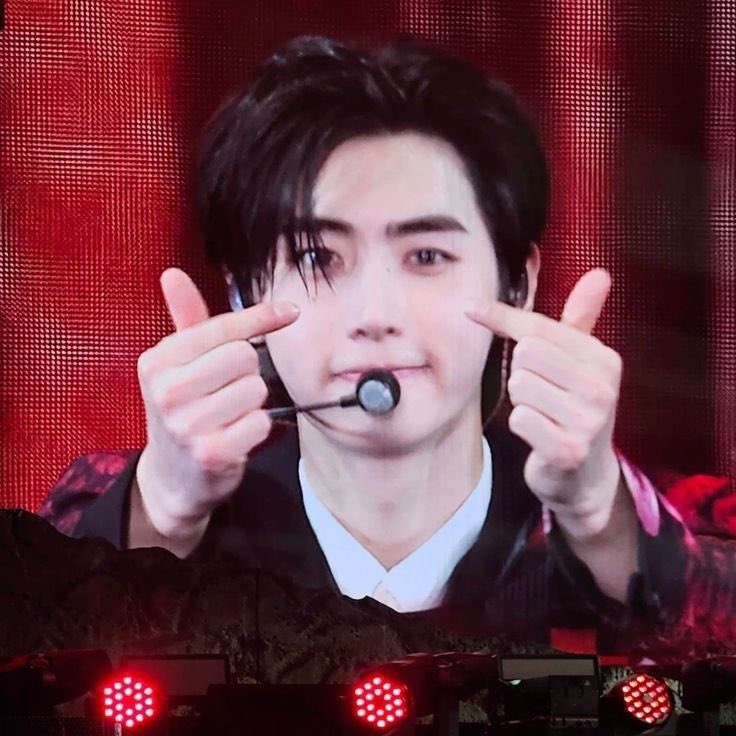 Sunghoon/ENHYPENIS7 tweet media