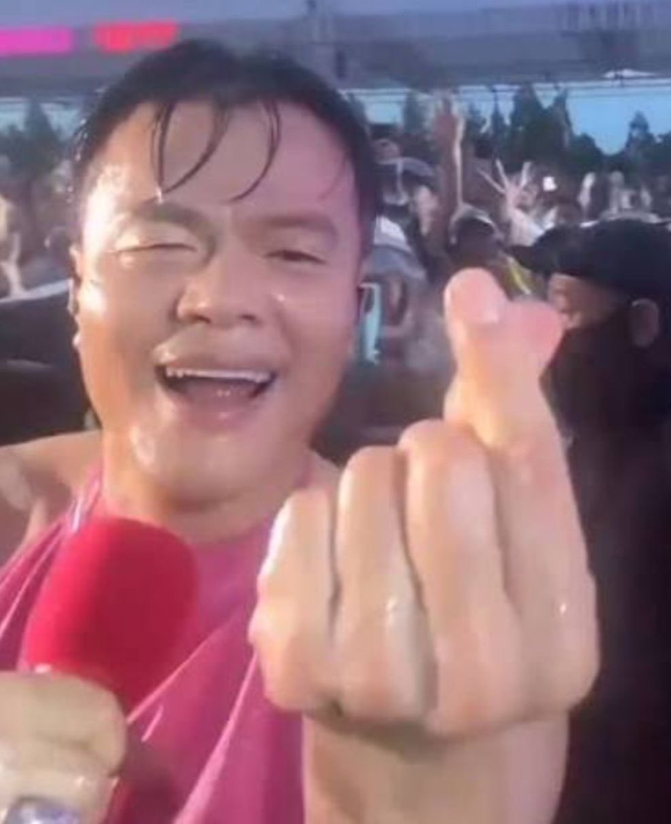 fifi ᢉ𐭩 tweet media