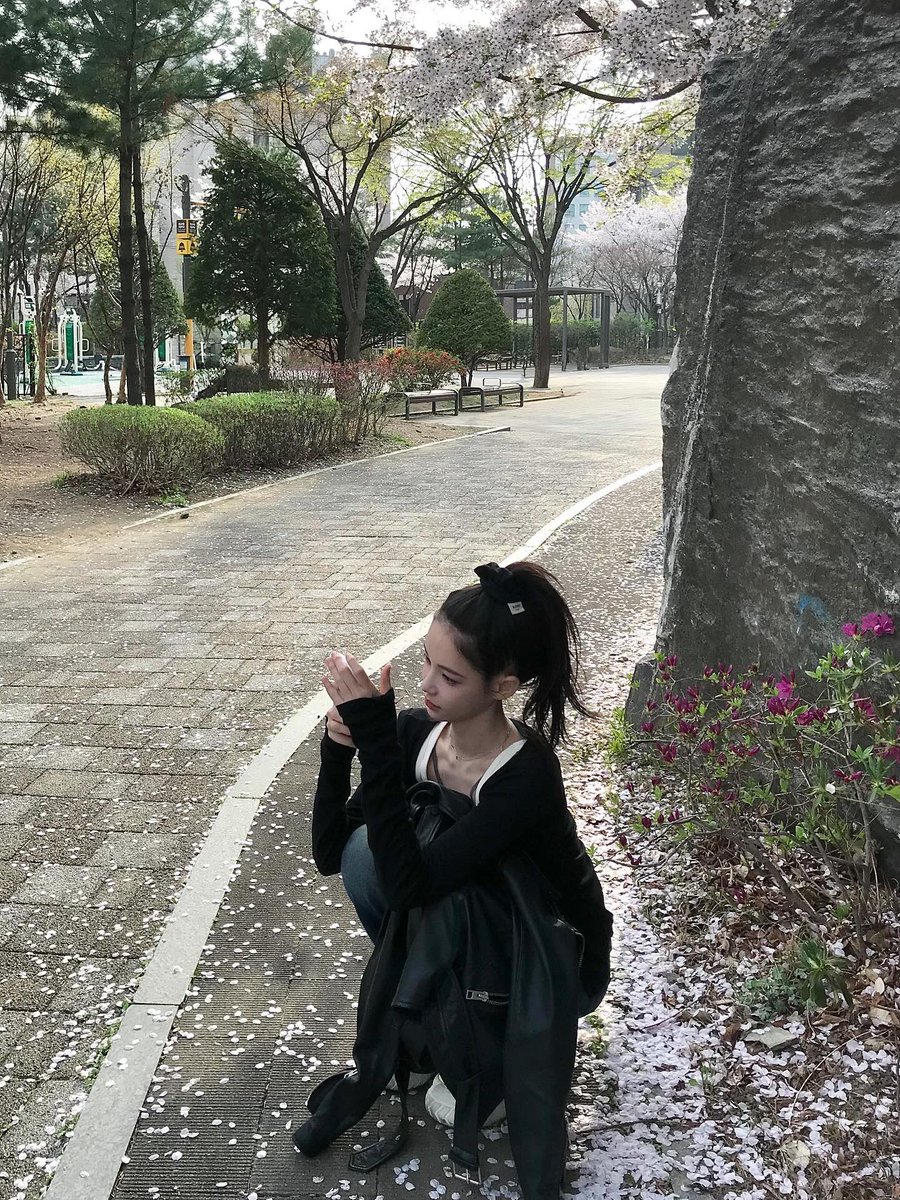 스즈👻 tweet media