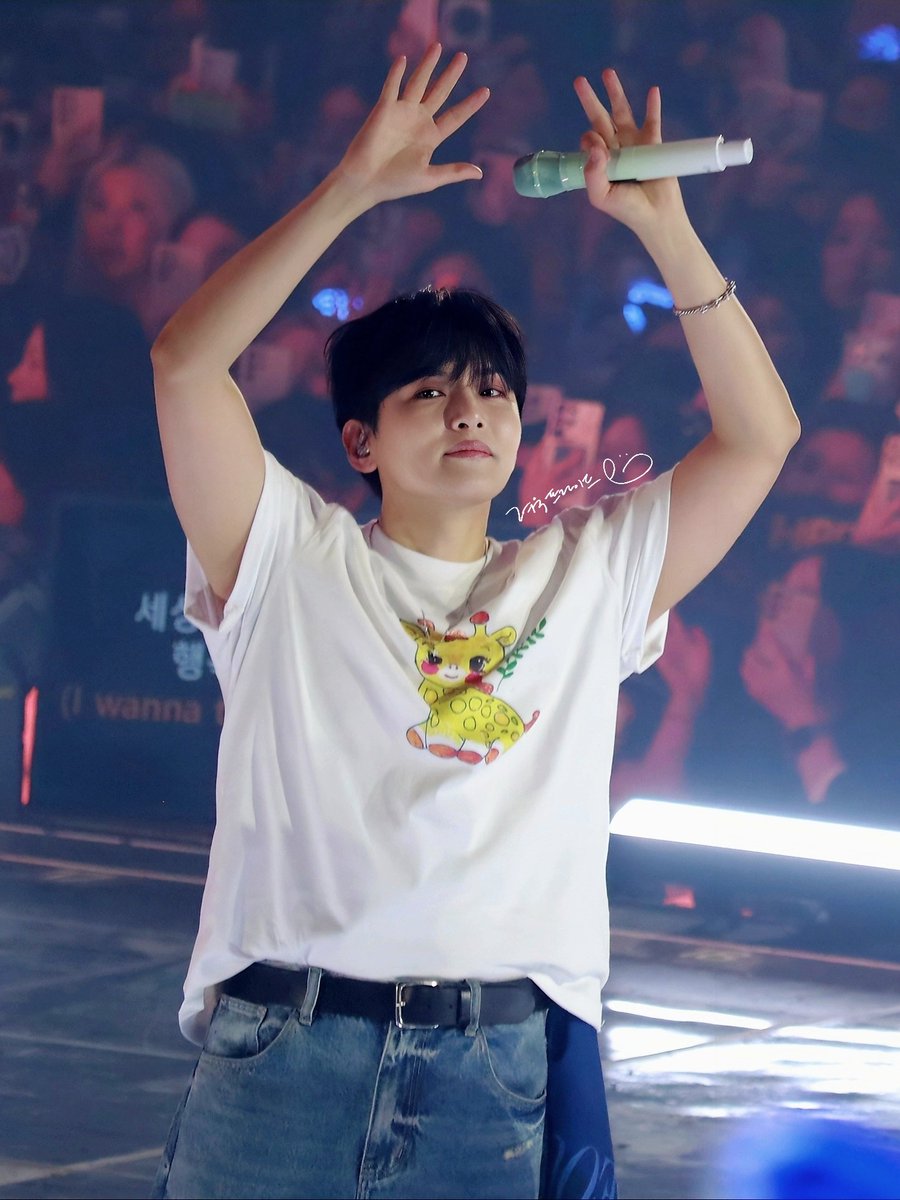 려욱프라이드 tweet media