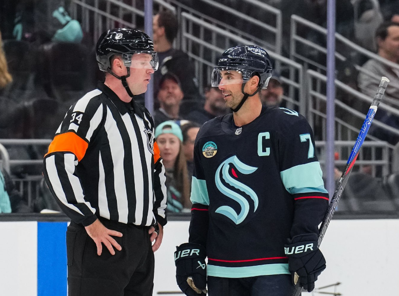 ScoutingTheRefs's tweet image. Refs for  @NHLBlackhawks @SeattleKraken are Tom Chmielewski (#18) and Brandon Schrader (#34). Tonight's NHL officials: scoutingtherefs.com/2026/04/51702/… 
#CHIvsSEA #Blackhawks #SeaKraken