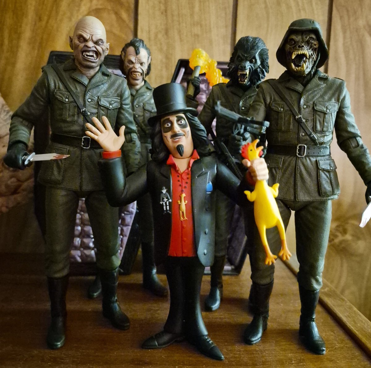 WAYNESBANE's tweet photo. Get the family together... #Svengoolie https://t.co/n0iYxqUbCI