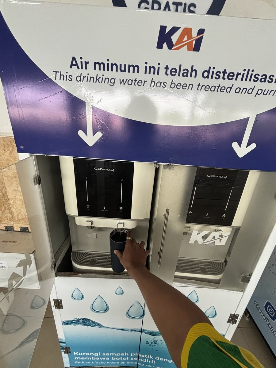 azki gump tweet media