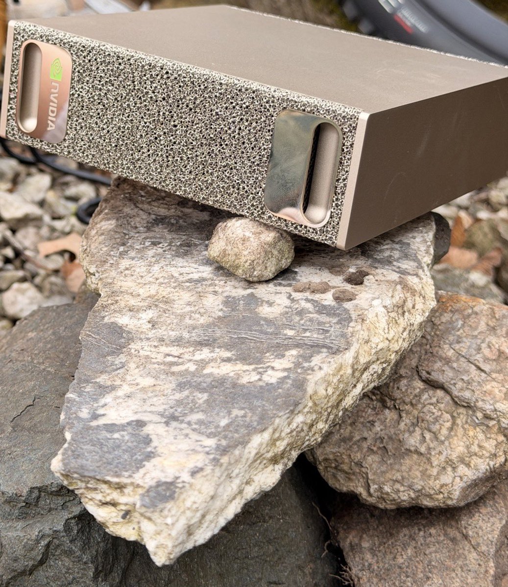 Angela Johnson tweet media