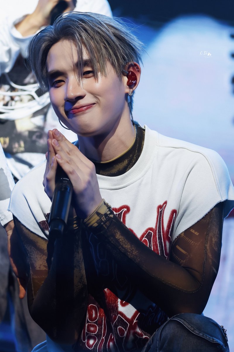 𝟎𝟑%♡ tweet media