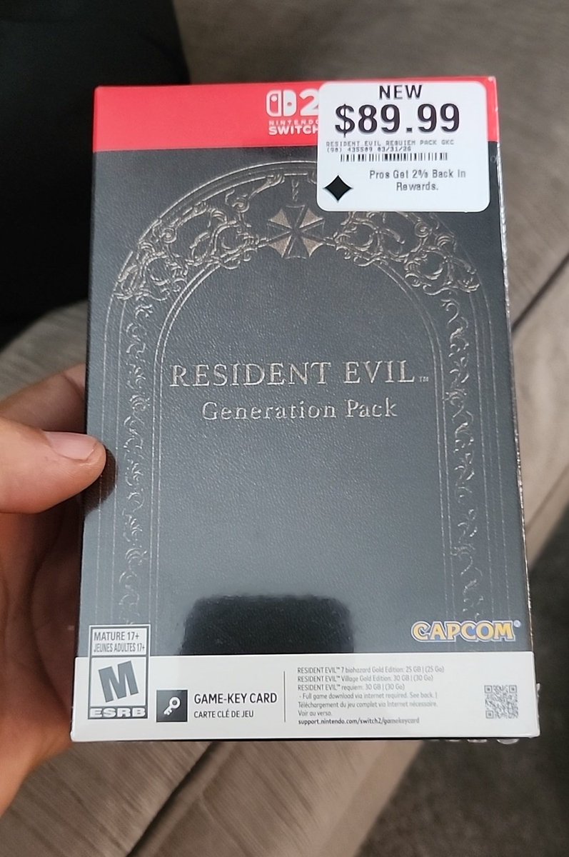 Apollokid3000's tweet image. I walked into @gamestop with stuff and then I walked out of #Gamestop with this. It only cost me $20+. F scalpers!

#PhysicalMedia?
#Keycards
#ResidentEvilRequiem