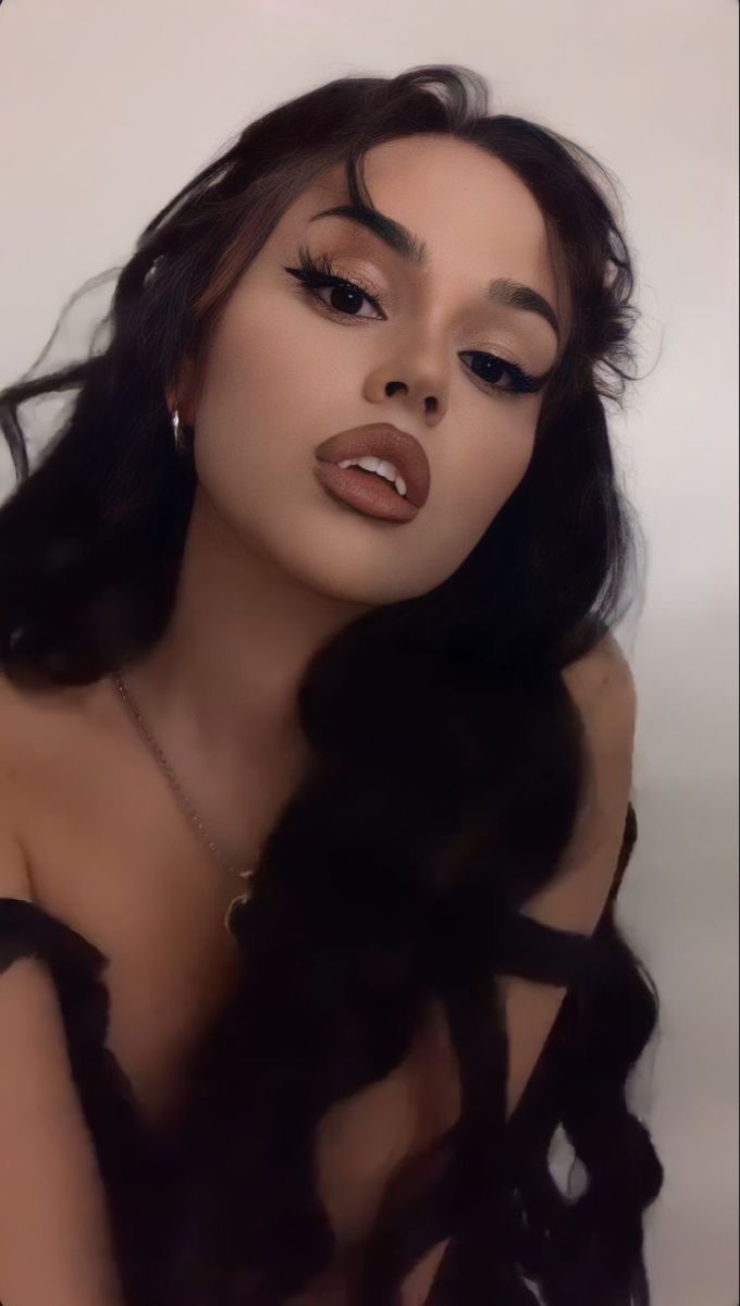 𝑶𝒘𝒆𝒏 𝑺𝒐𝒇𝒊𝒂 tweet media