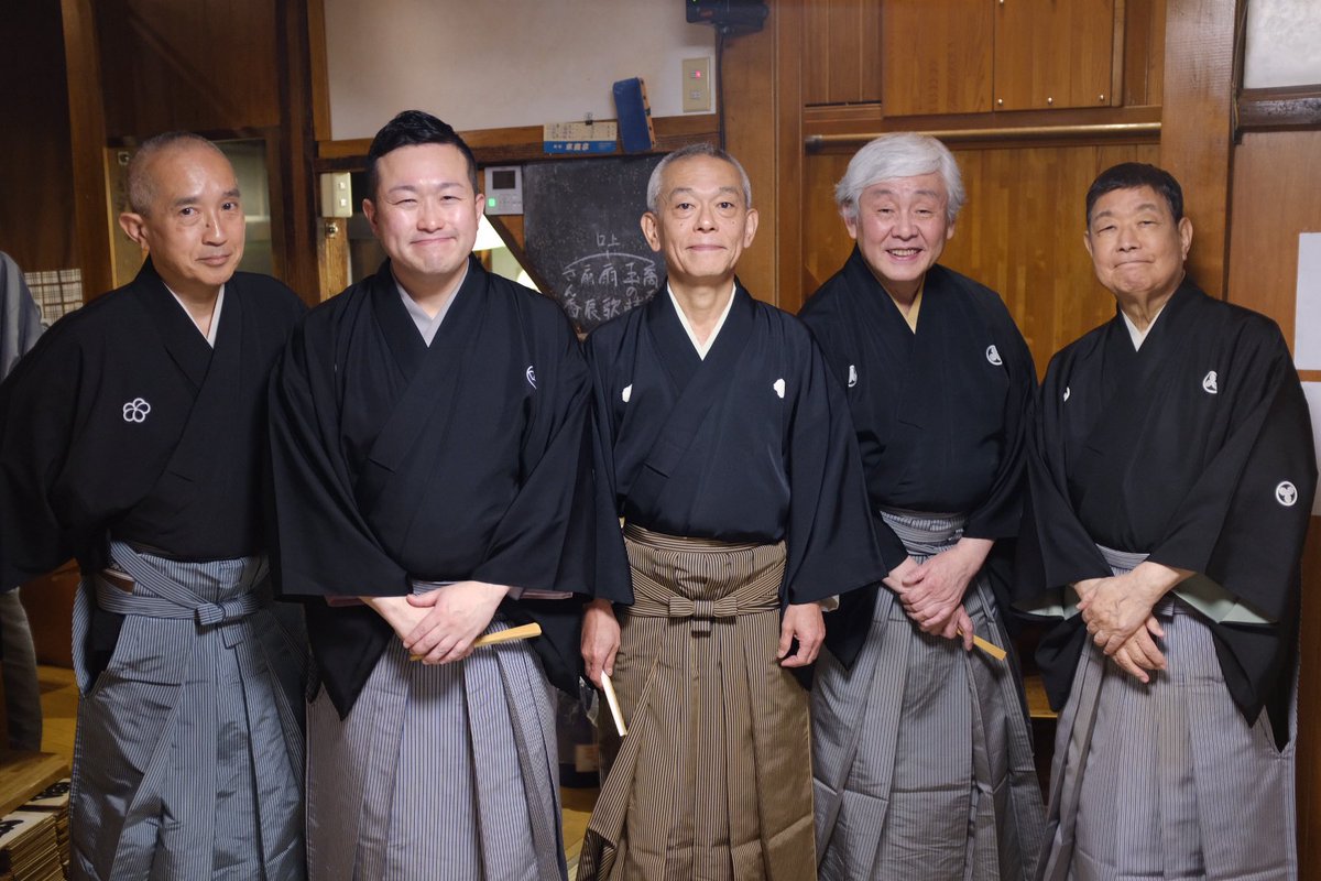 入船亭扇兆 tweet media