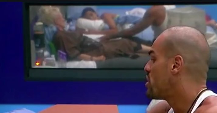 ahorita estos son mis tres favoritos y no se ve futuro en donde se muevan los lugares. han dado de todo, conflicto, risas, clips y controversia. con ellos hasta la final juntos o por separado alv 

#LCDLF6