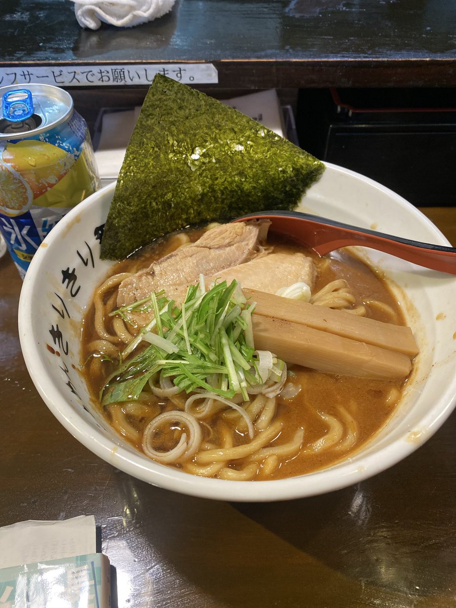 のります tweet media