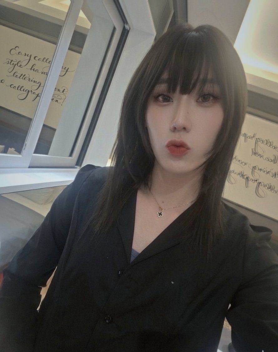테라 tweet media