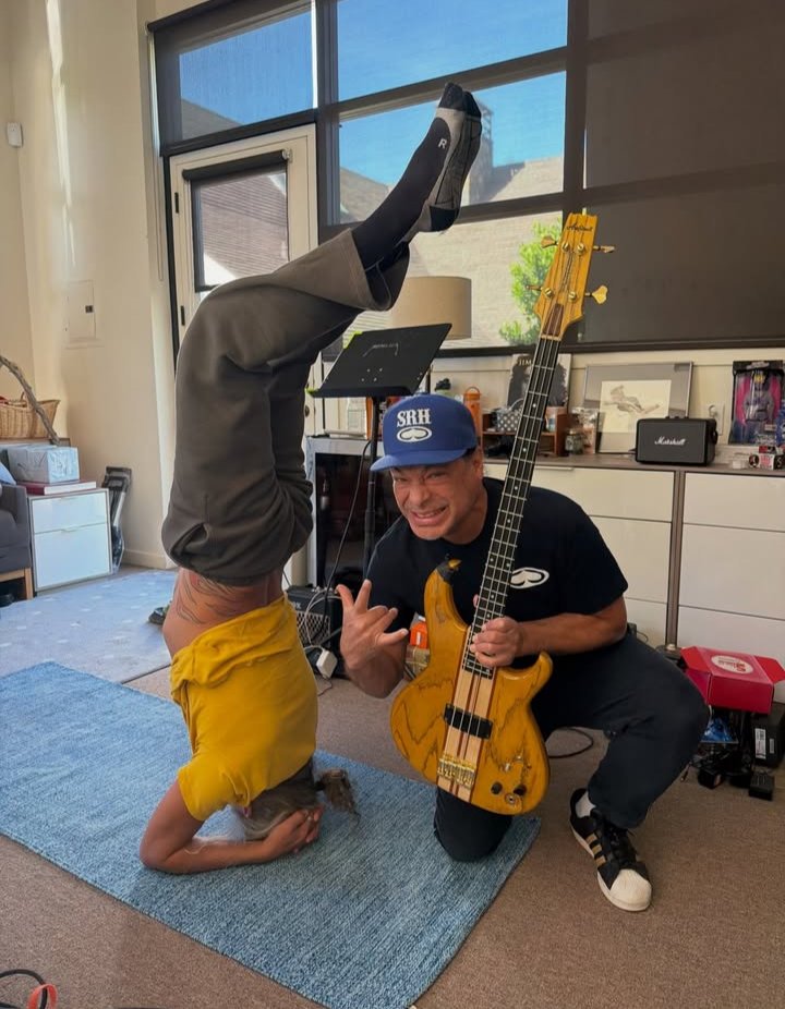 freaky mcfreakface tweet media