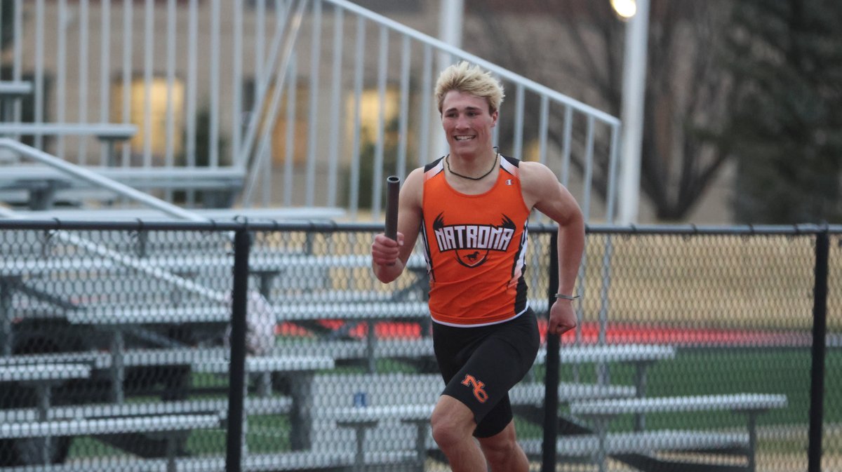BrodeyWilcox's tweet photo. First race 110m Hurdles  and last race 4x400m relay!  Great day to be a Mustang https://t.co/4Lf1sEBsDl