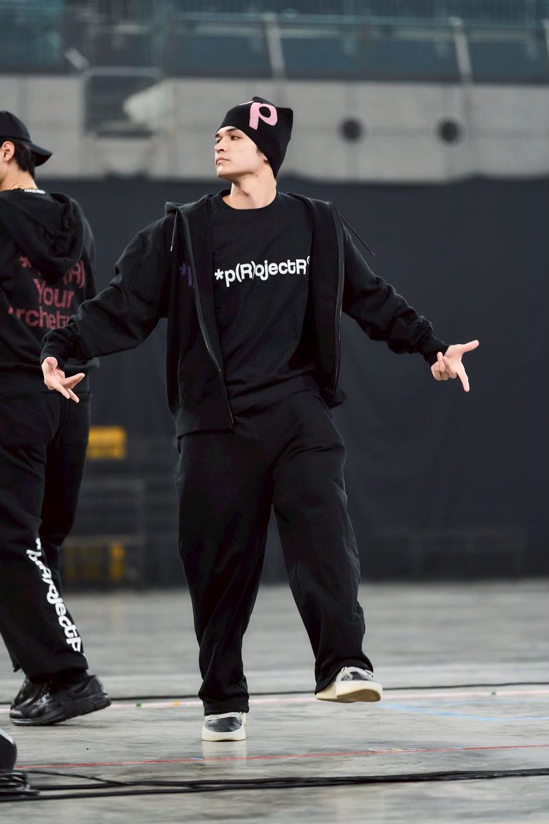 *p(R)ojectR®︎_official tweet media