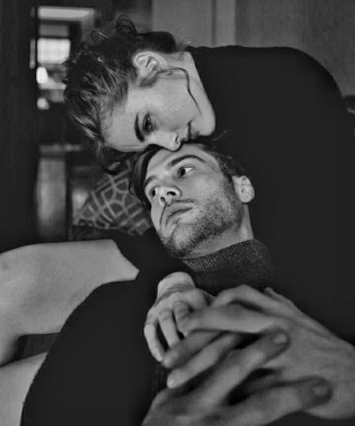 Tiger_Biker2's tweet photo. Te dejo un te extraño 
para que sepas que te pienso , 
te dejo un te amo 
porque eres lo más hermoso 
de mis días, 
te dejo un te necesito 
porque sin ti no puedo sonreír,
te dejo todos mis anhelos
y mis mejores  sueños  
por qué solo tú me haces feliz ... 

#Eternally_ ☀︎ https://t.co/OrOggrOCr1