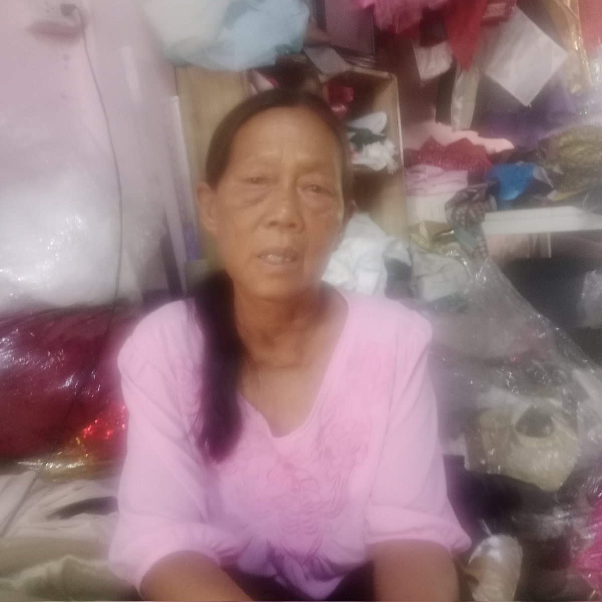 Nmpp21298's tweet photo. This is my mom she say impossible have a many people allowed on the road talk to me everybody in my family about for me he said I just come to meet the doctor because I crazy because everybody don't know about internet and Toyota I'm sorry your picture is not good https://t.co/MYPwhHJhsS
