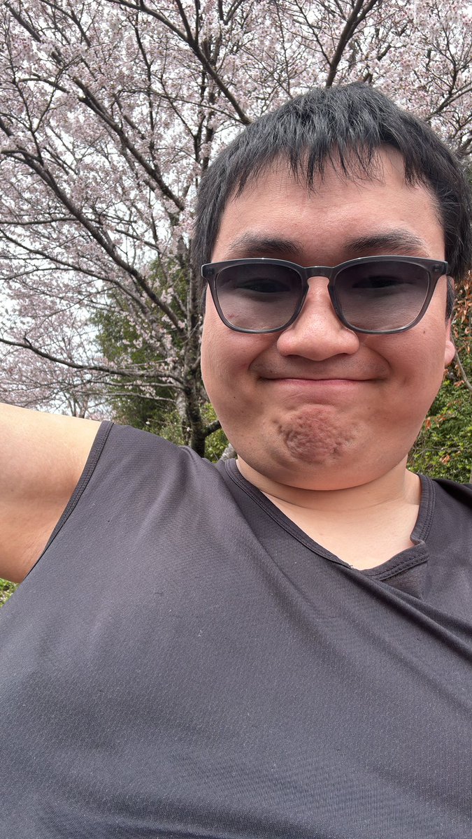 いしへんじん tweet media