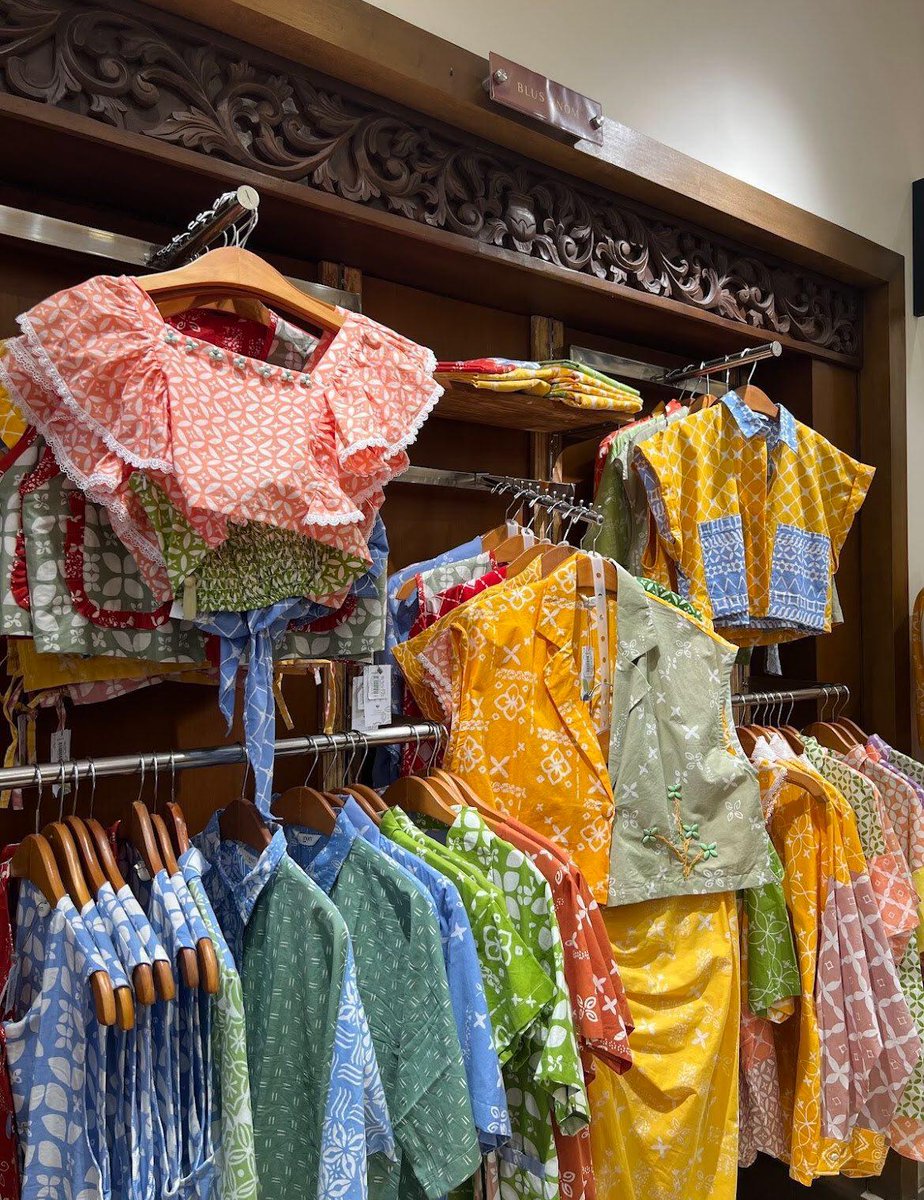 spill here tweet media