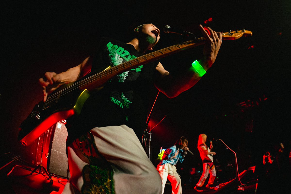 TOTALFAT tweet media