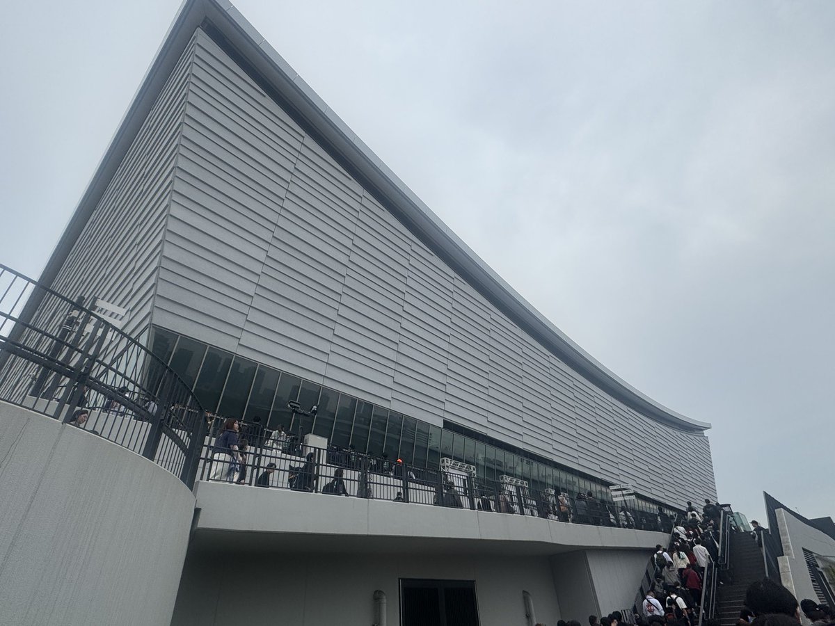 __m5i's tweet photo. 2日目！30周年すごかね https://t.co/Y0g2P4tUWO