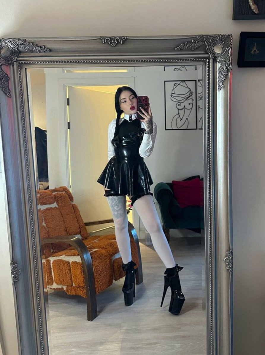 Goddess Vici tweet media